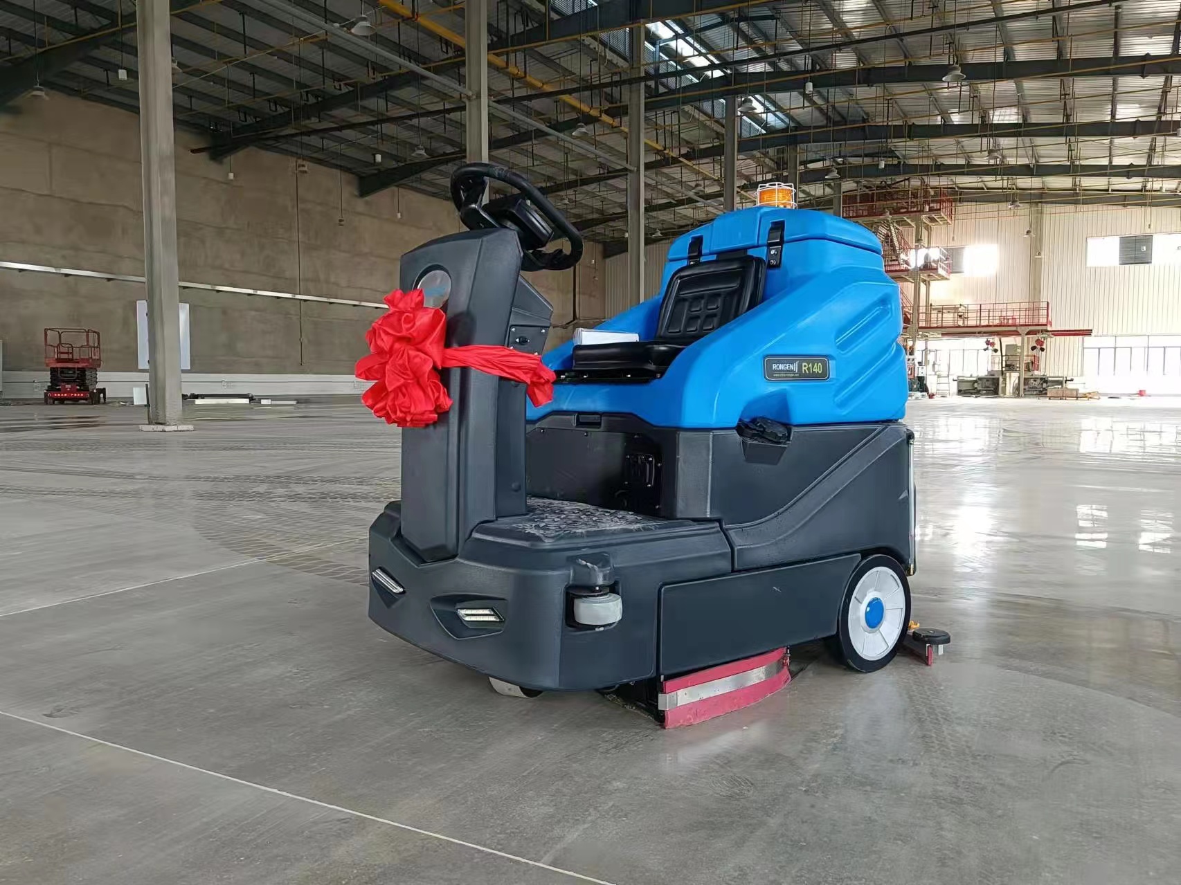 工厂全自动洗地机日常使用注意事项