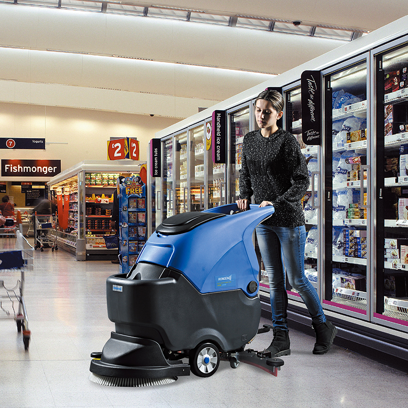 全自动洗地机使用小技巧