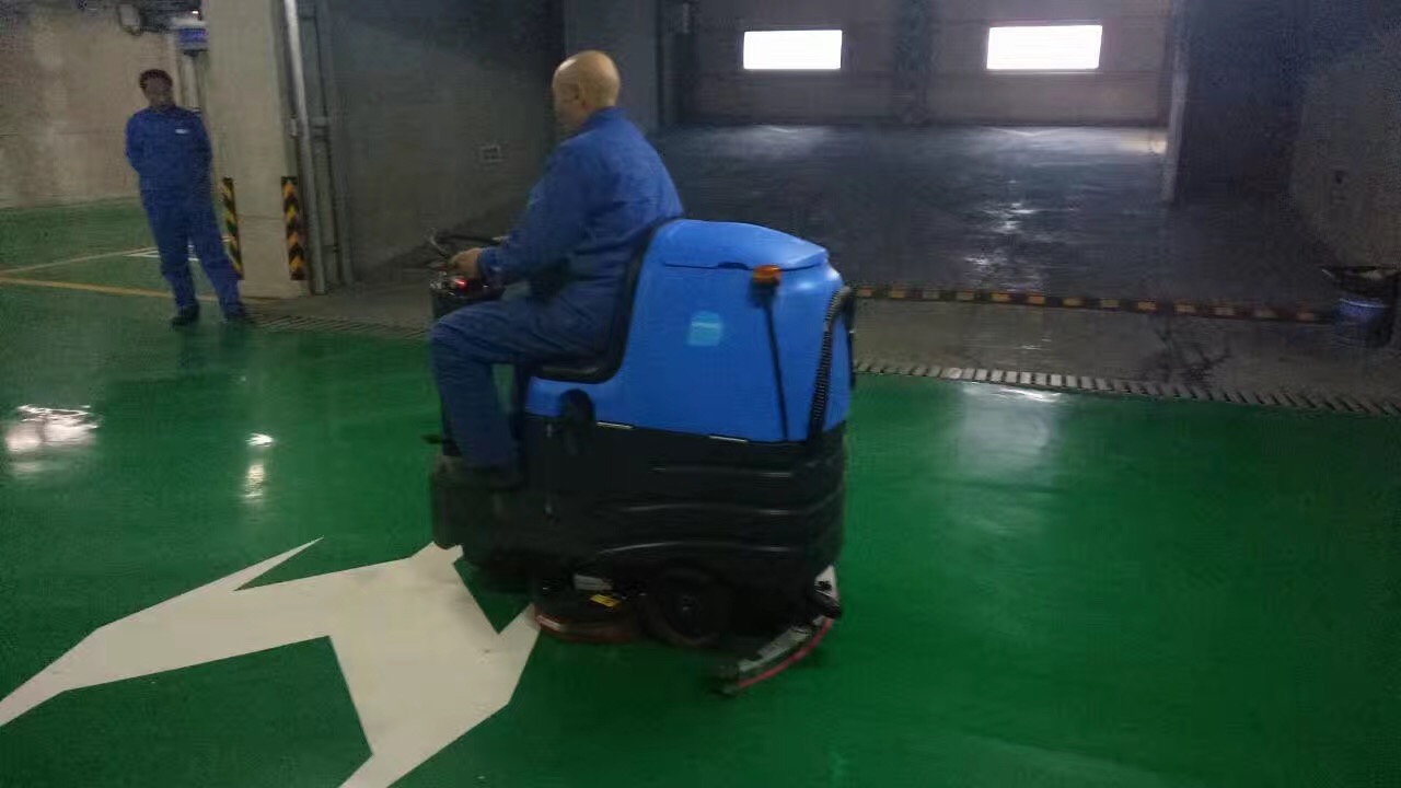 医院用杏耀全自动洗地机做保洁怎么样？