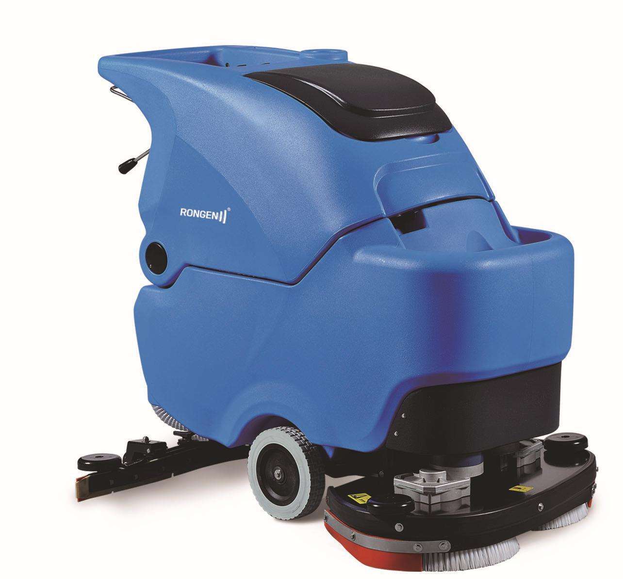 全自动洗地机使用过程中的五大禁忌