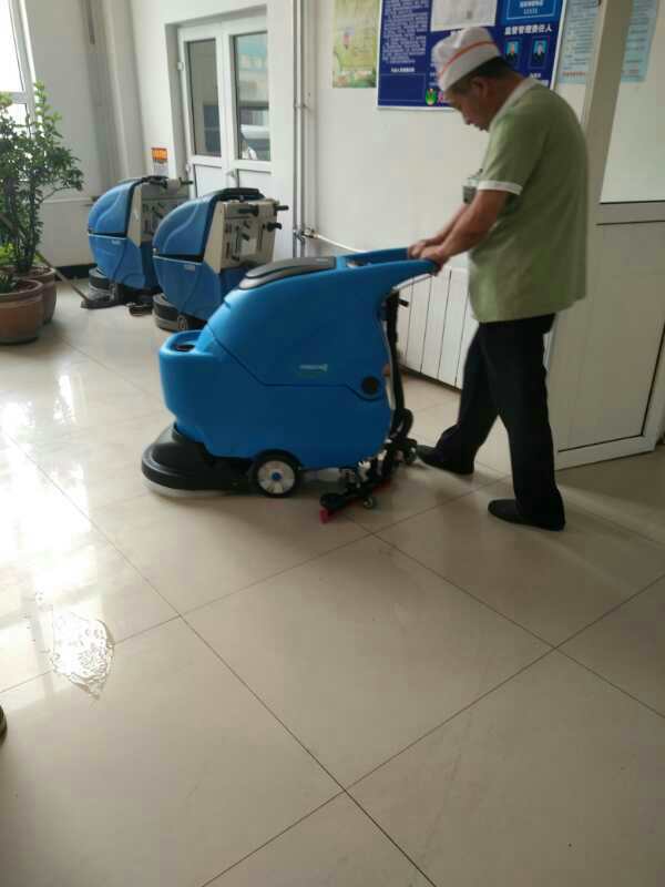 选择杏耀洗地机价格更合理