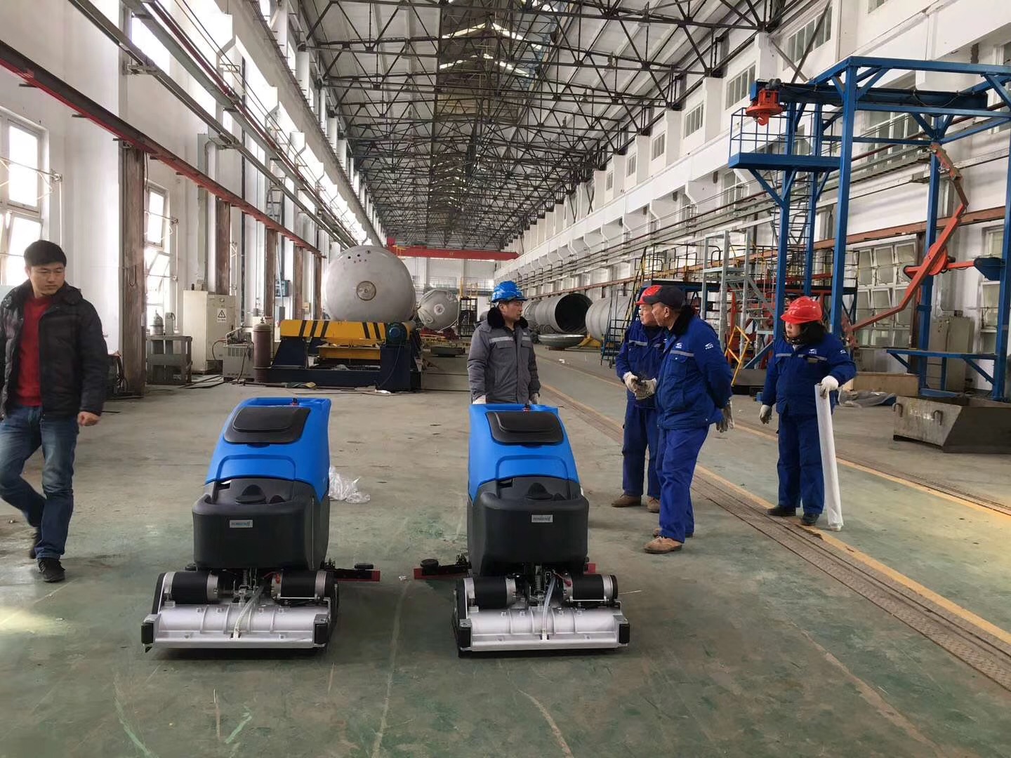 车间地面清洁就用杏耀全自动洗地机